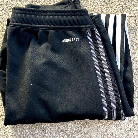 Adidas women’s pants - Picture 3 of 4